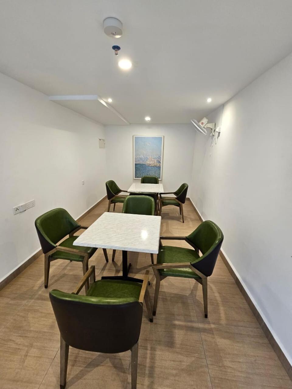 Pangsapuri 2r2b Central Park Laman Damai - 6 Pax