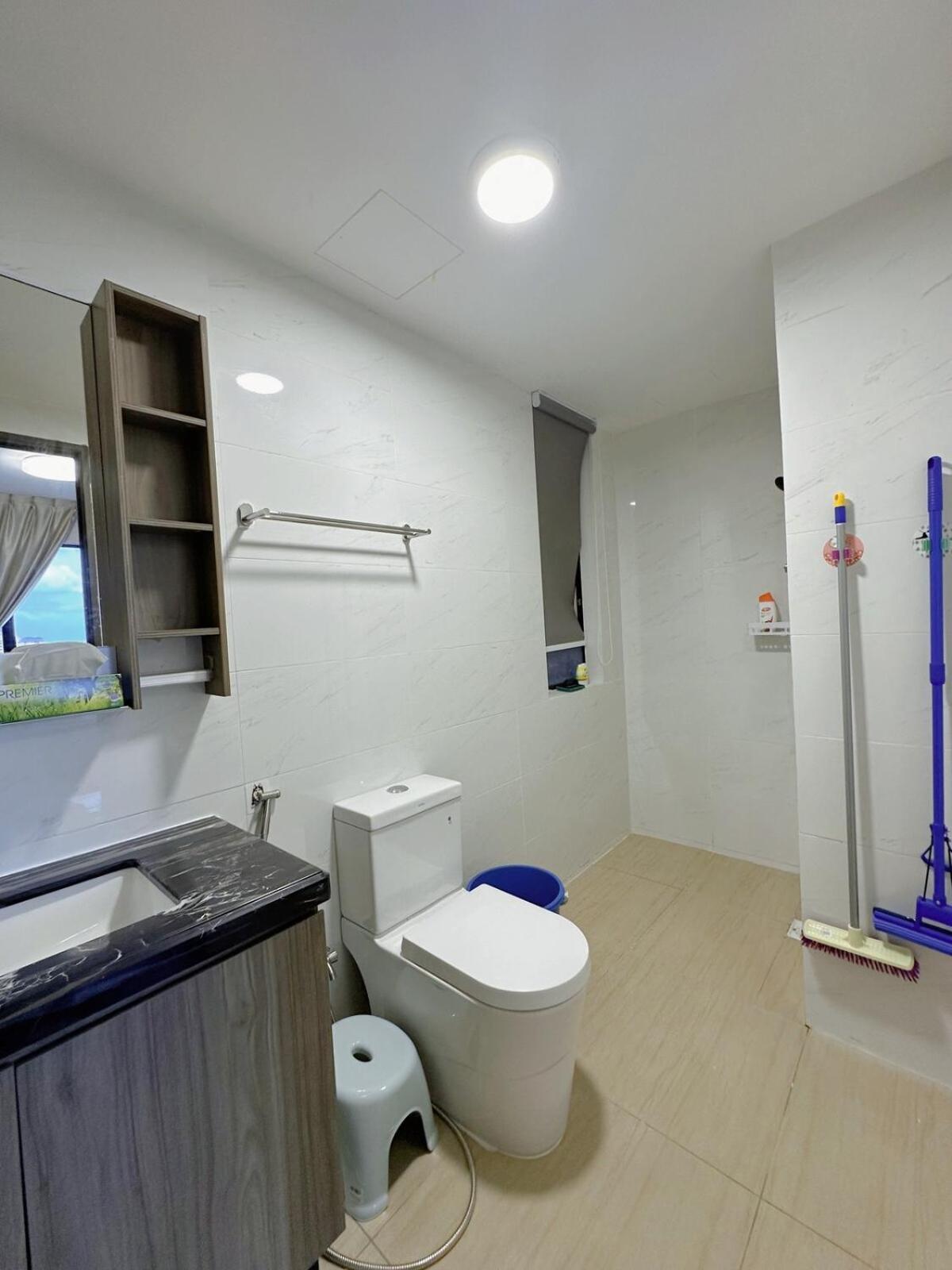 2r2b Central Park Laman Damai - 6 Pax Johor Bahru